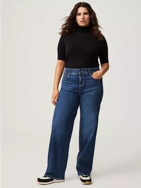 Excellent Condition Torrid Bombshell Wide-Leg High-Rise Jeans Size 30 Short